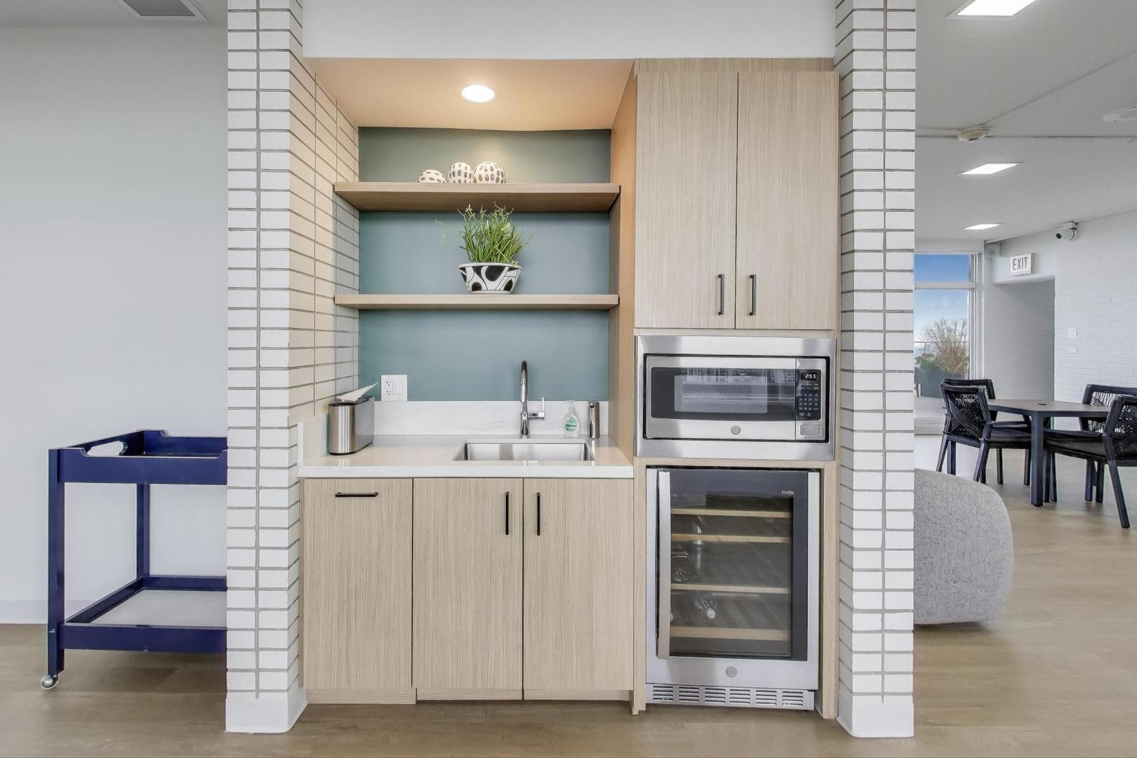 1440 North Lake Shore Drive Chicago IL 60610