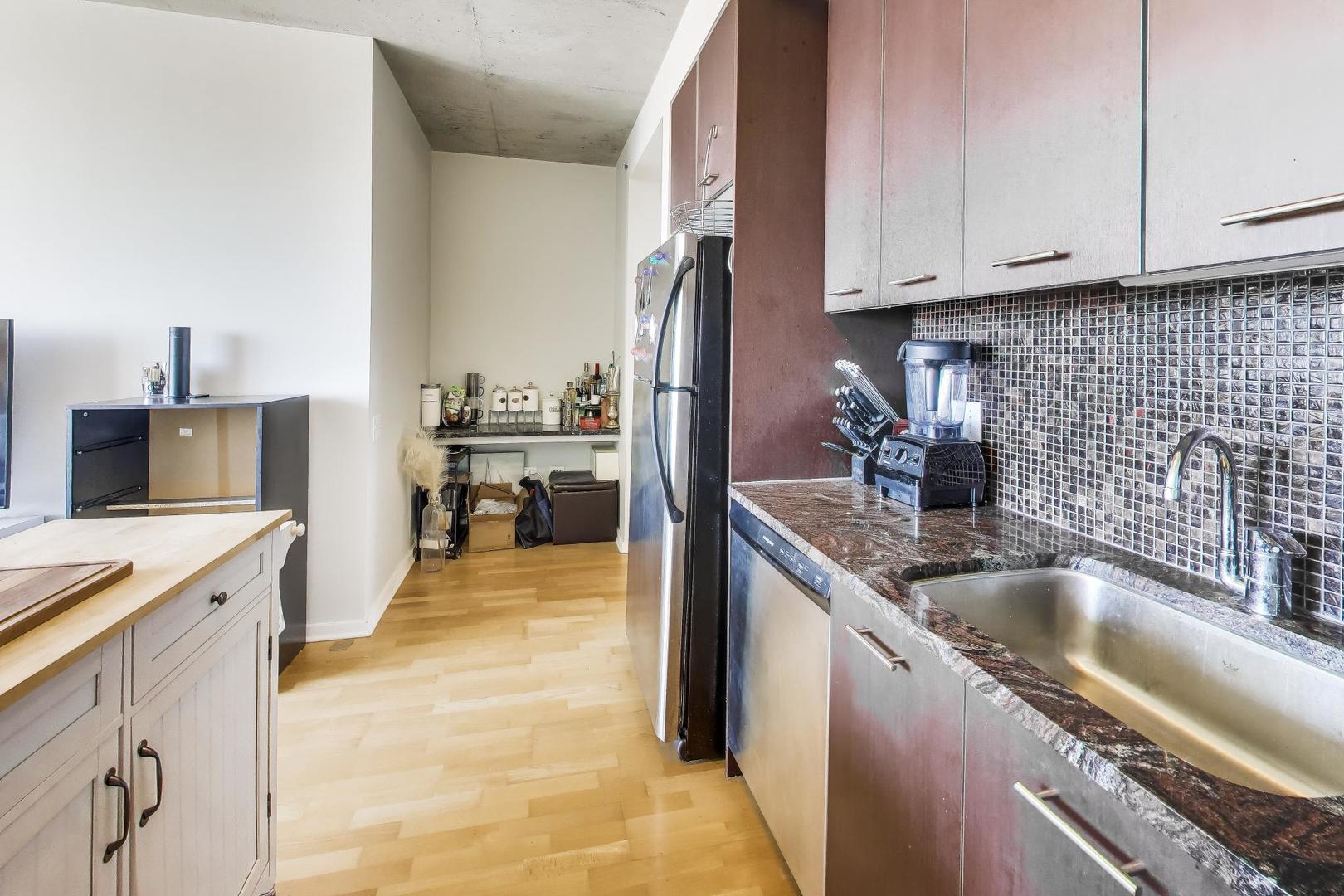 659 West Randolph Street Chicago IL 60661