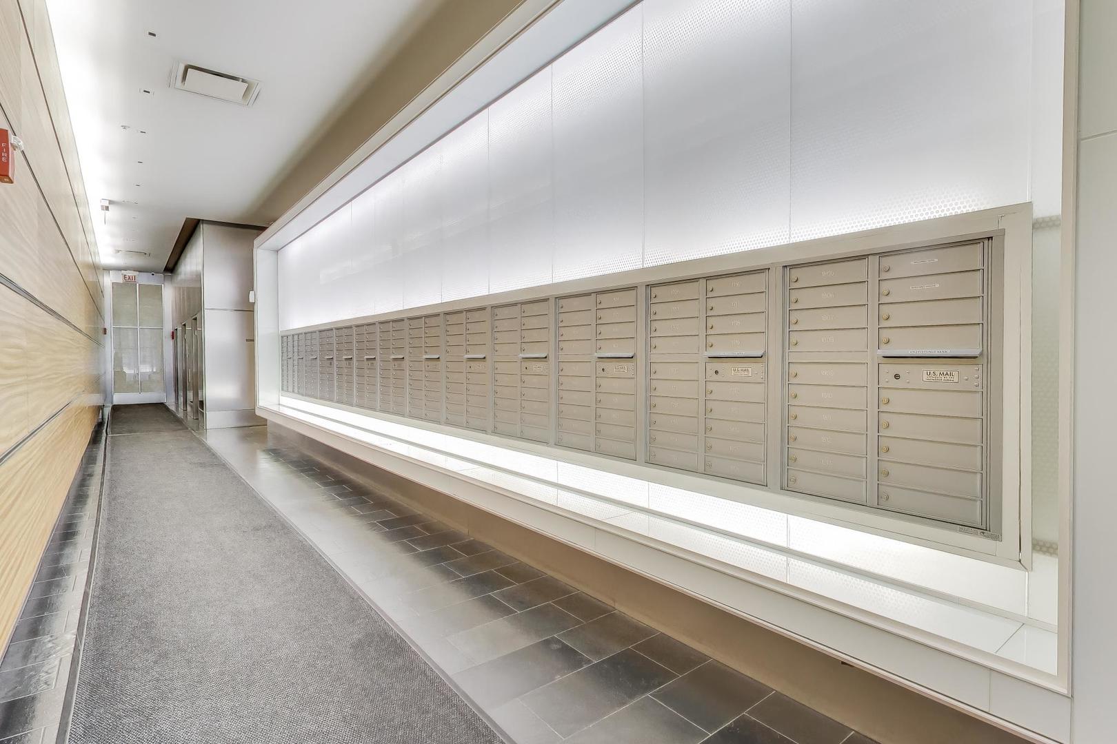 659 West Randolph Street Chicago IL 60661