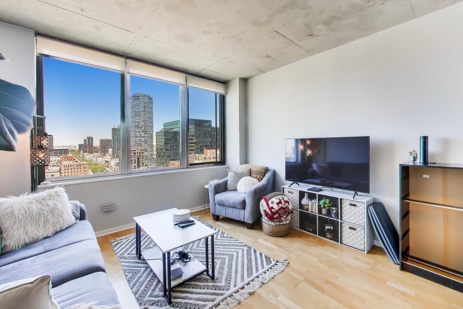 659 West Randolph Street Chicago IL 60661