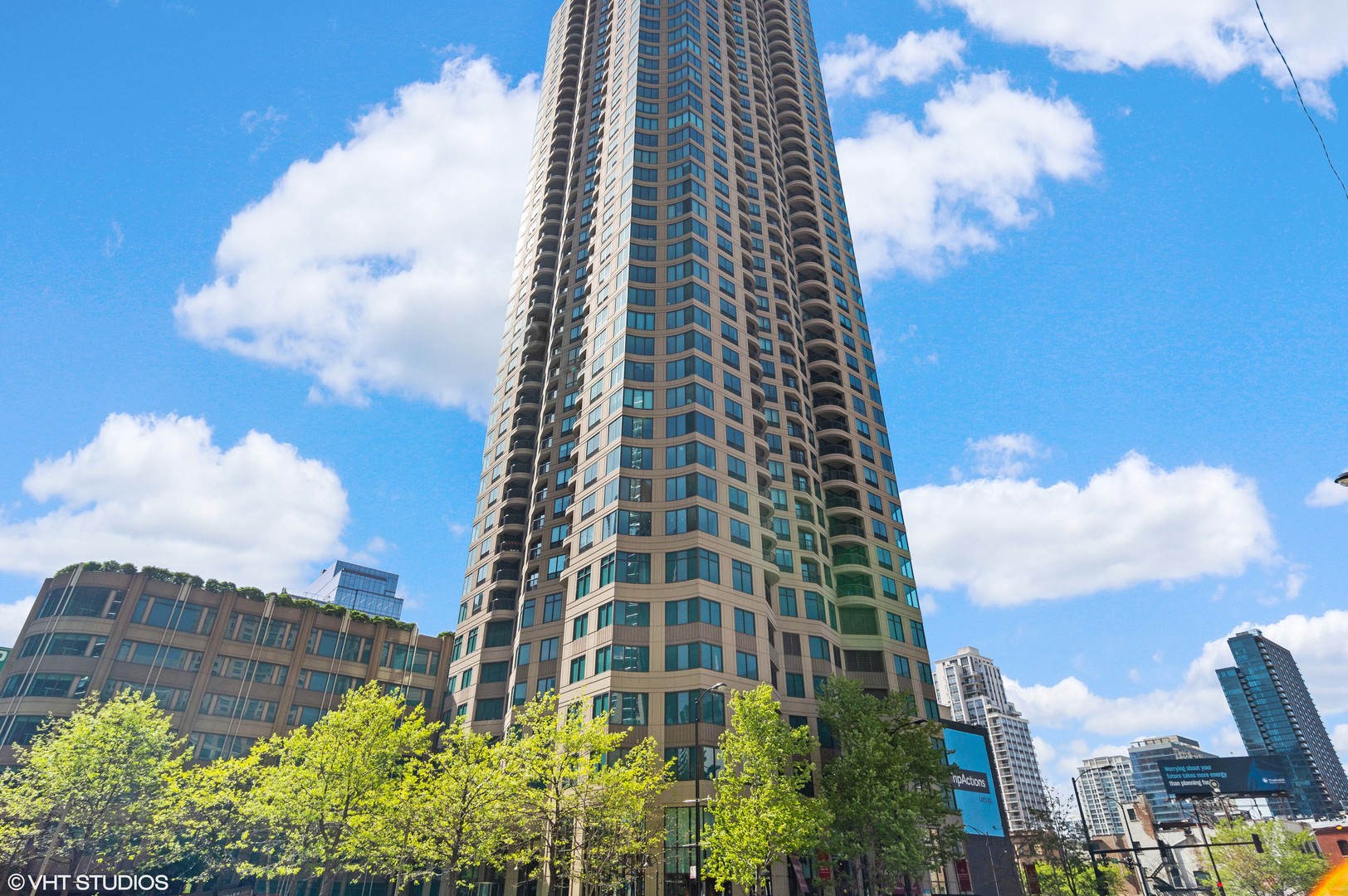 400 North La Salle Drive Chicago IL 60654