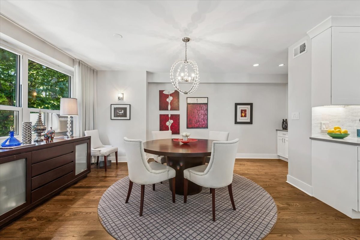 3180 North Lake Shore Drive Chicago IL 60657