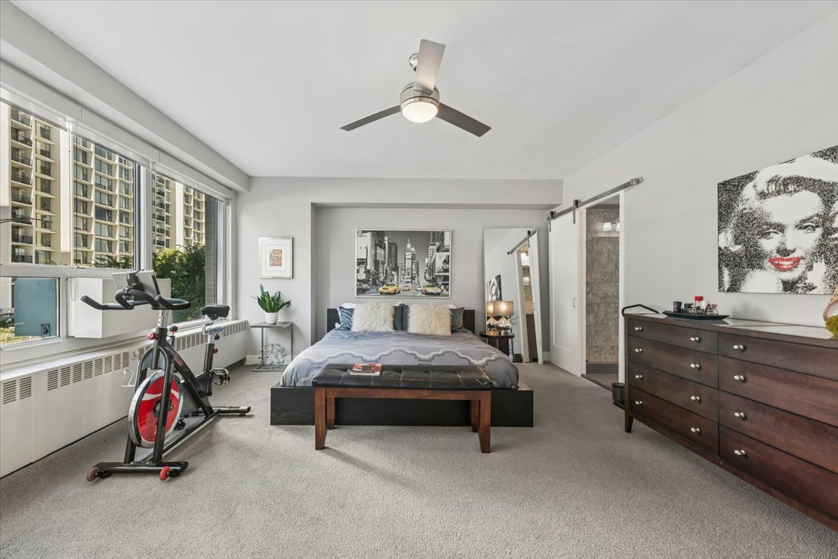 3180 North Lake Shore Drive Chicago IL 60657