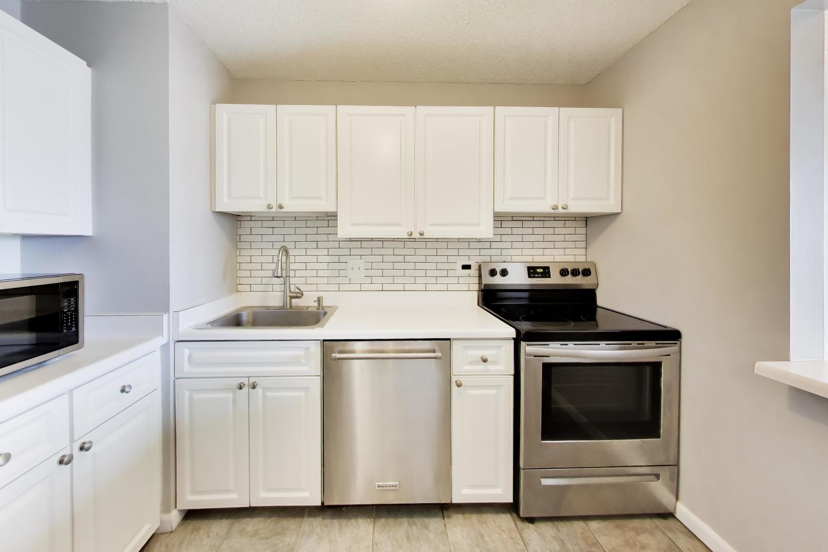 111 West Maple Street Chicago IL 60611