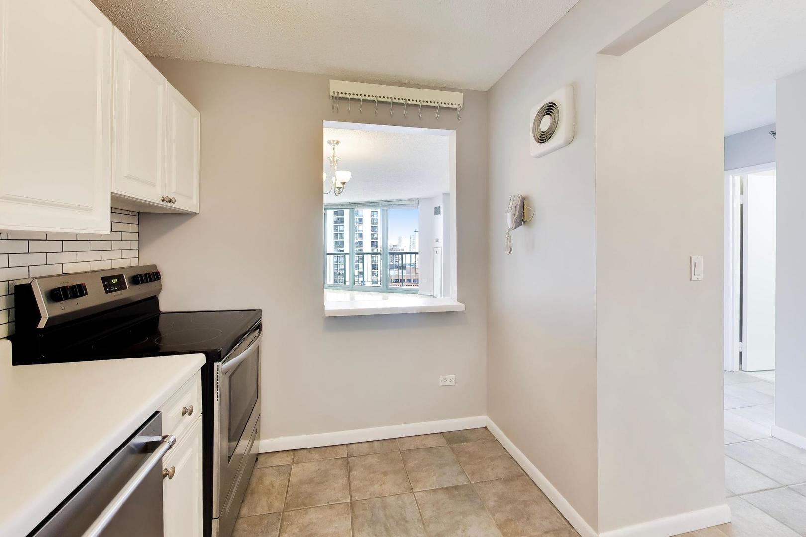 111 West Maple Street Chicago IL 60611