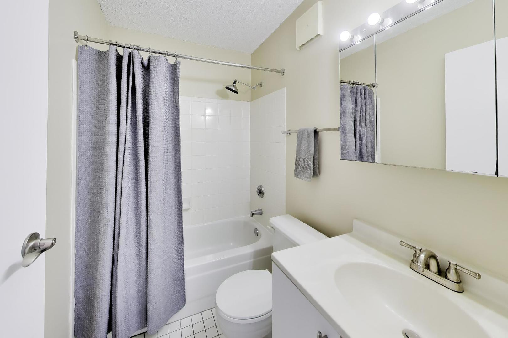 111 West Maple Street Chicago IL 60611