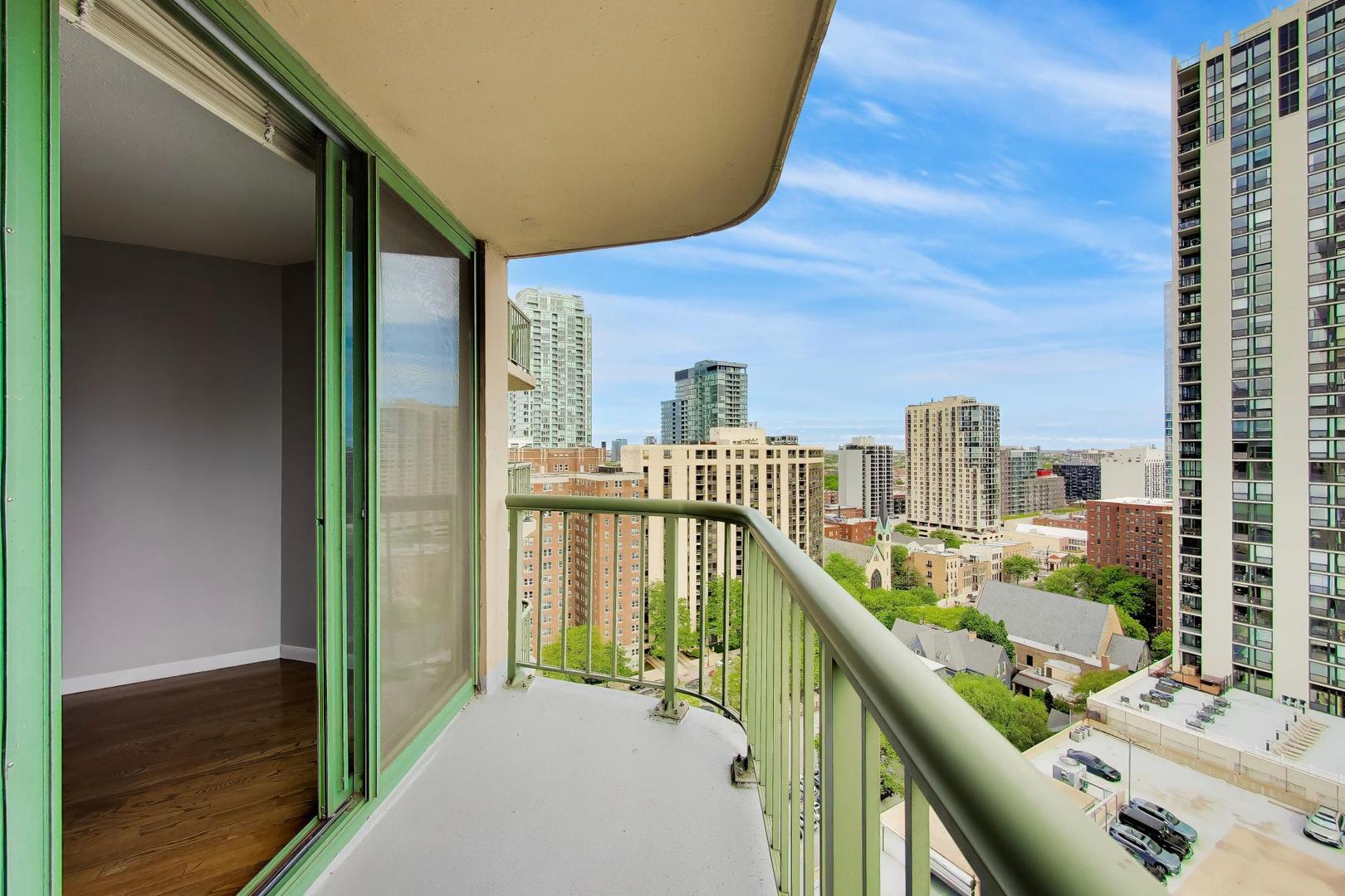 111 West Maple Street Chicago IL 60611