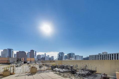 111 West Maple Street Chicago IL 60611