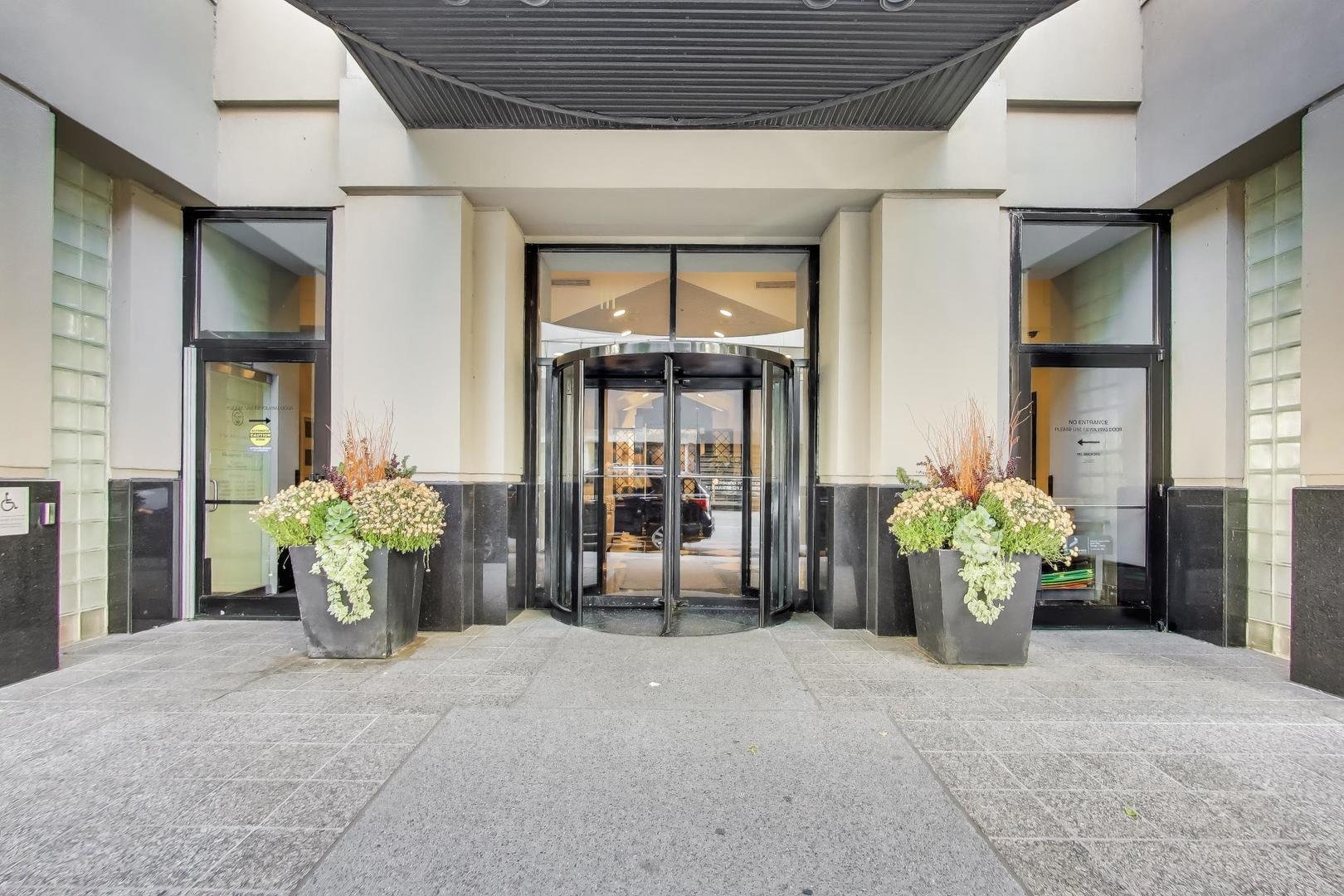 111 West Maple Street Chicago IL 60611