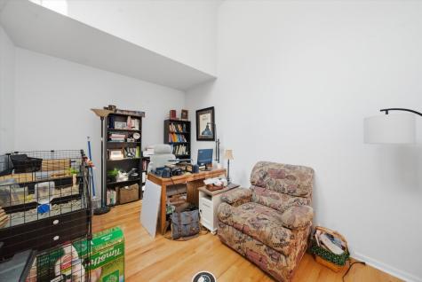 945 North Kingsbury Street Chicago IL 60610