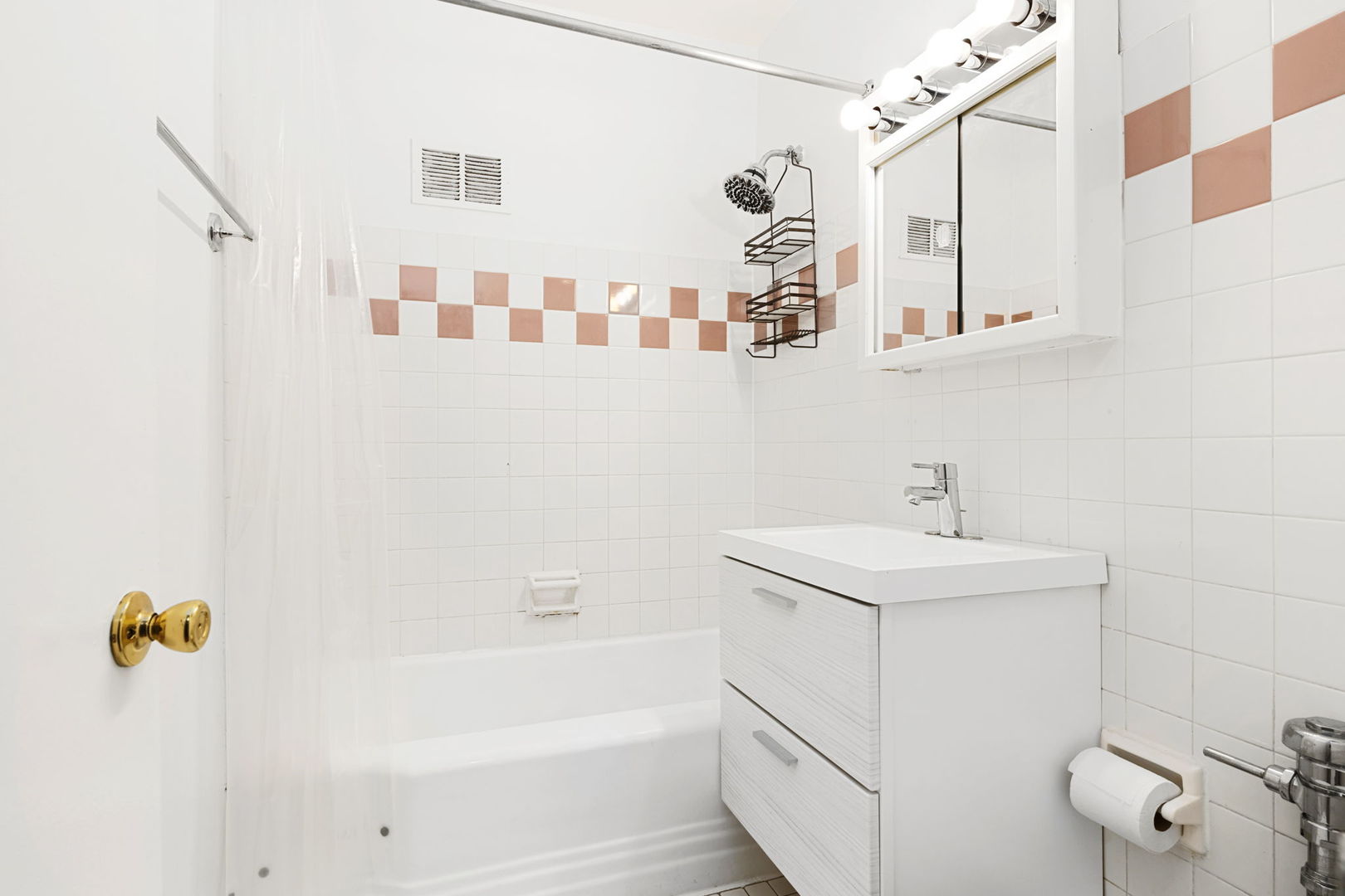 4960 North Marine Drive Chicago IL 60640