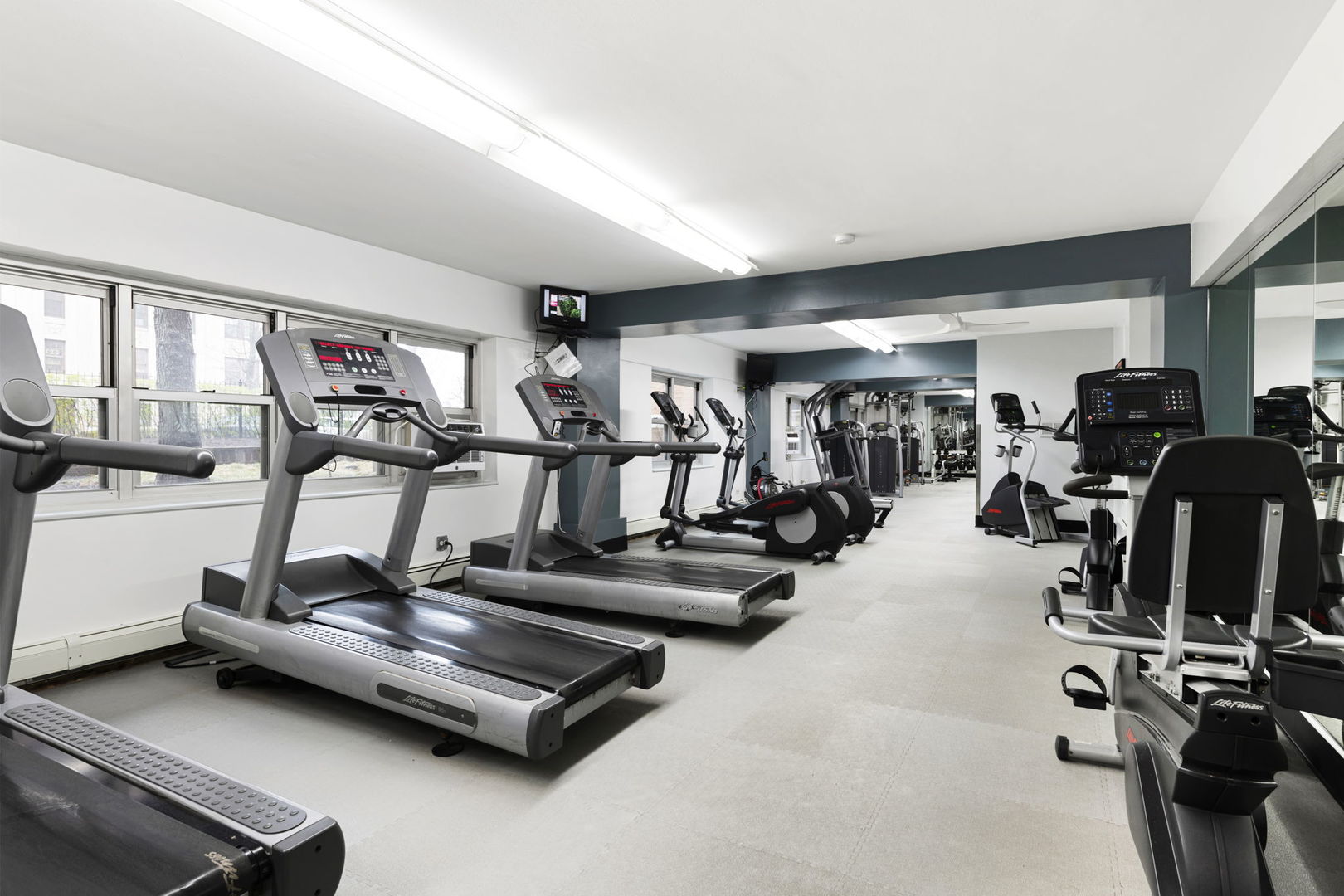 4960 North Marine Drive Chicago IL 60640