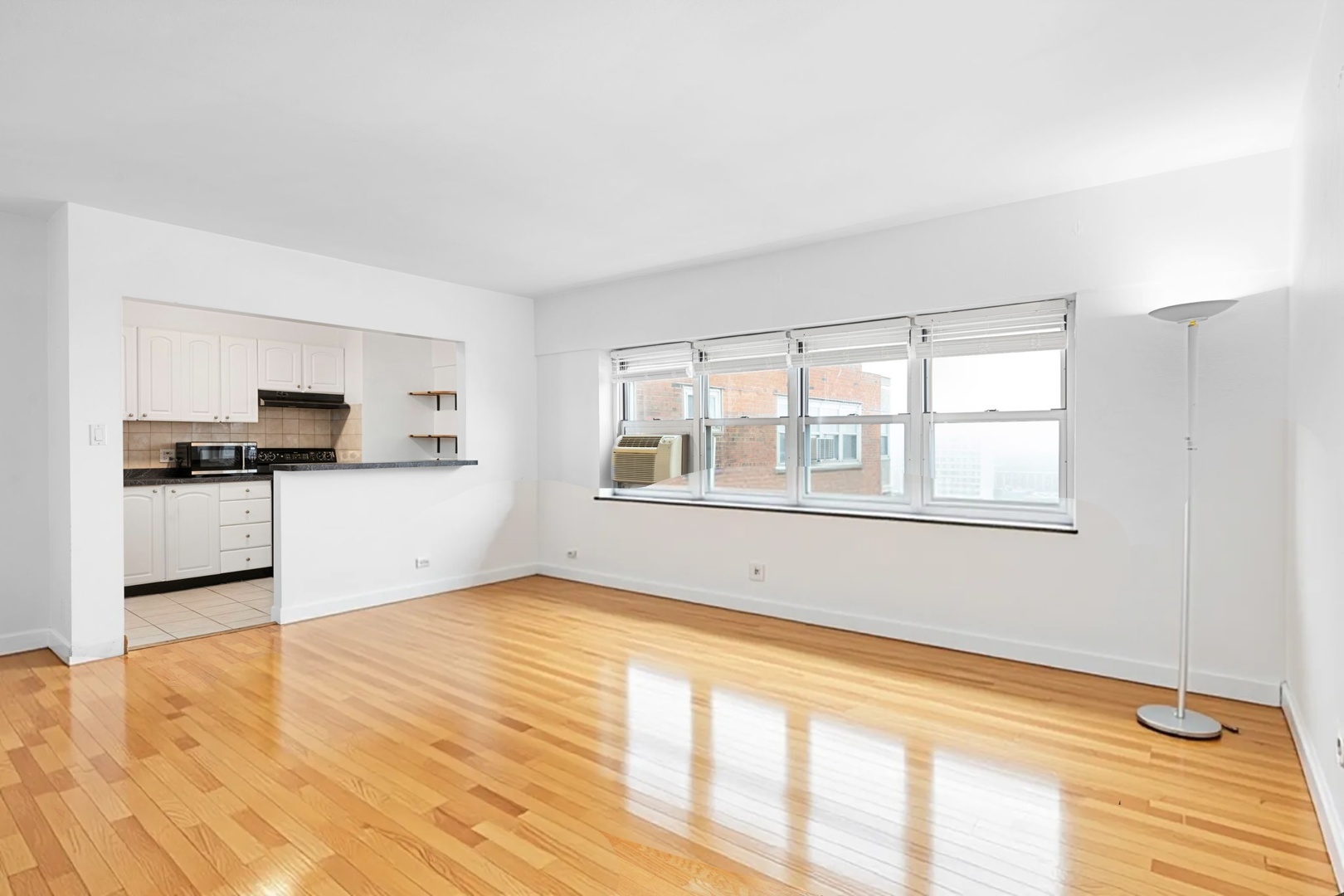 4960 North Marine Drive Chicago IL 60640