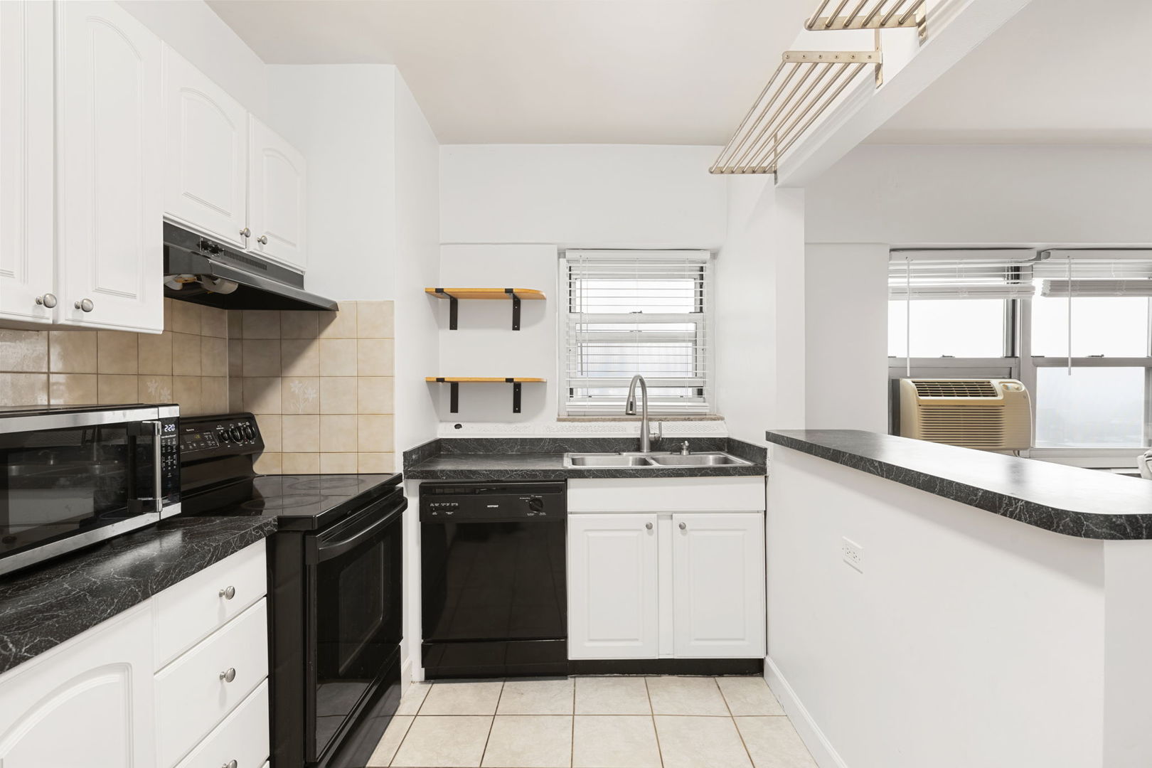 4960 North Marine Drive Chicago IL 60640