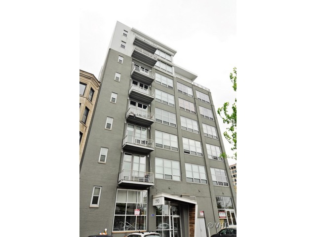 770 West Gladys Avenue Chicago IL 60661