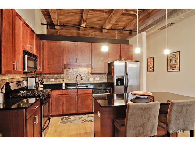 770 West Gladys Avenue Chicago IL 60661
