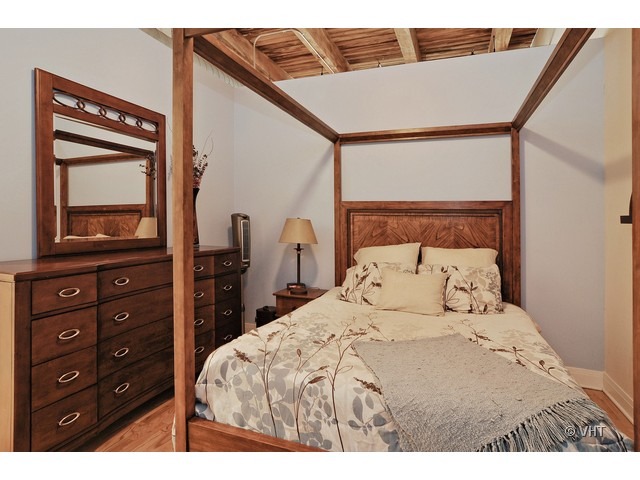 770 West Gladys Avenue Chicago IL 60661