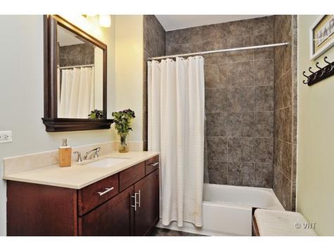 770 West Gladys Avenue Chicago IL 60661