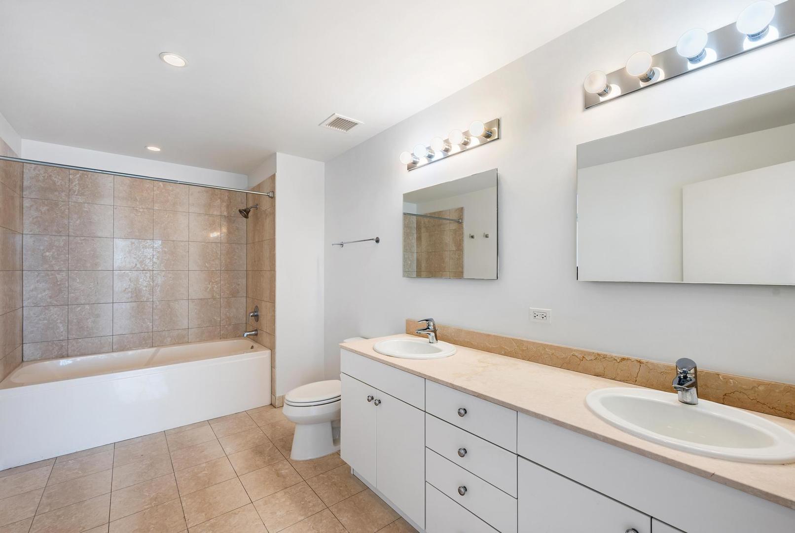 8 East Randolph Street Chicago IL 60601