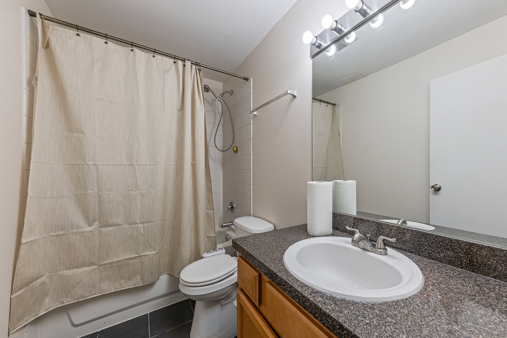 6015 Forest View Road Lisle IL 60532