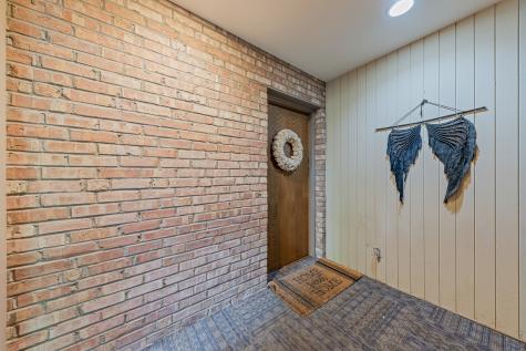 6015 Forest View Road Lisle IL 60532
