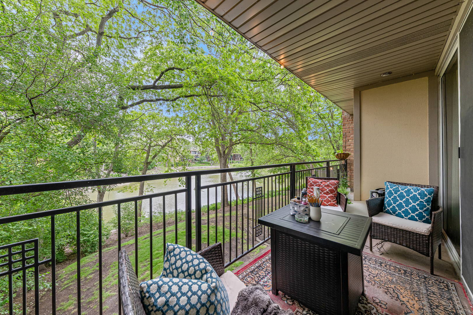 6015 Forest View Road Lisle IL 60532