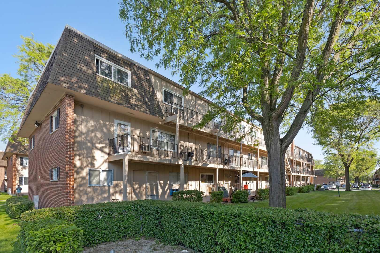 2508 Algonquin Road Rolling Meadows IL 60008