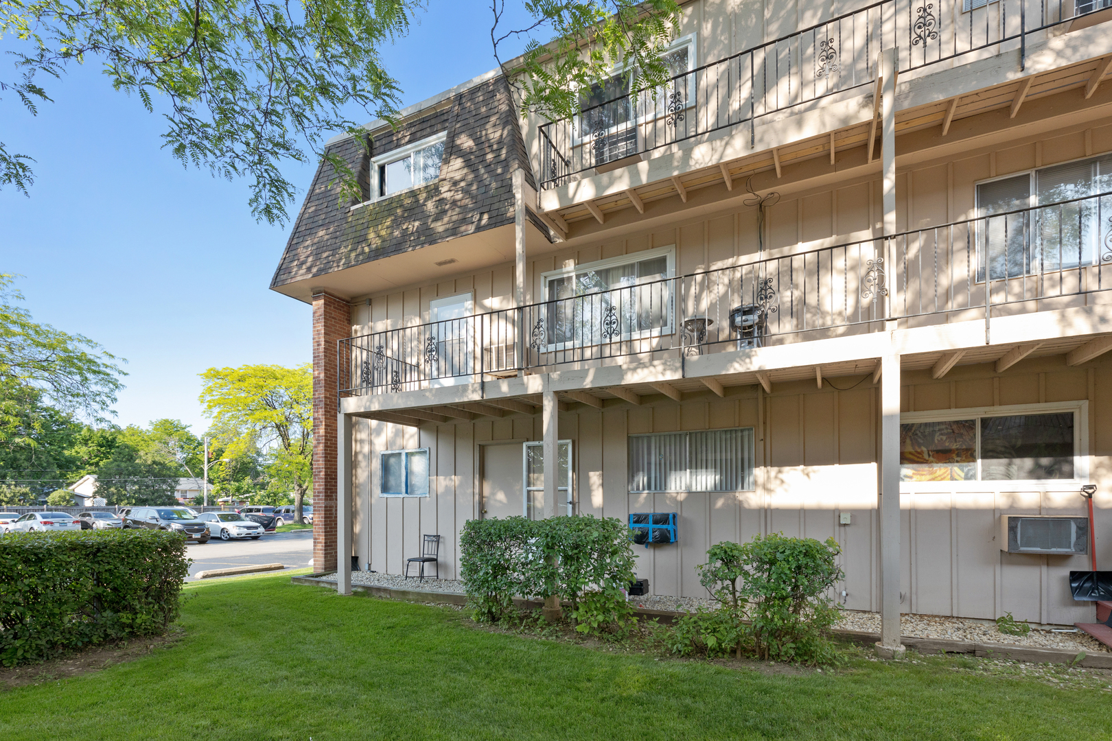 2508 Algonquin Road Rolling Meadows IL 60008