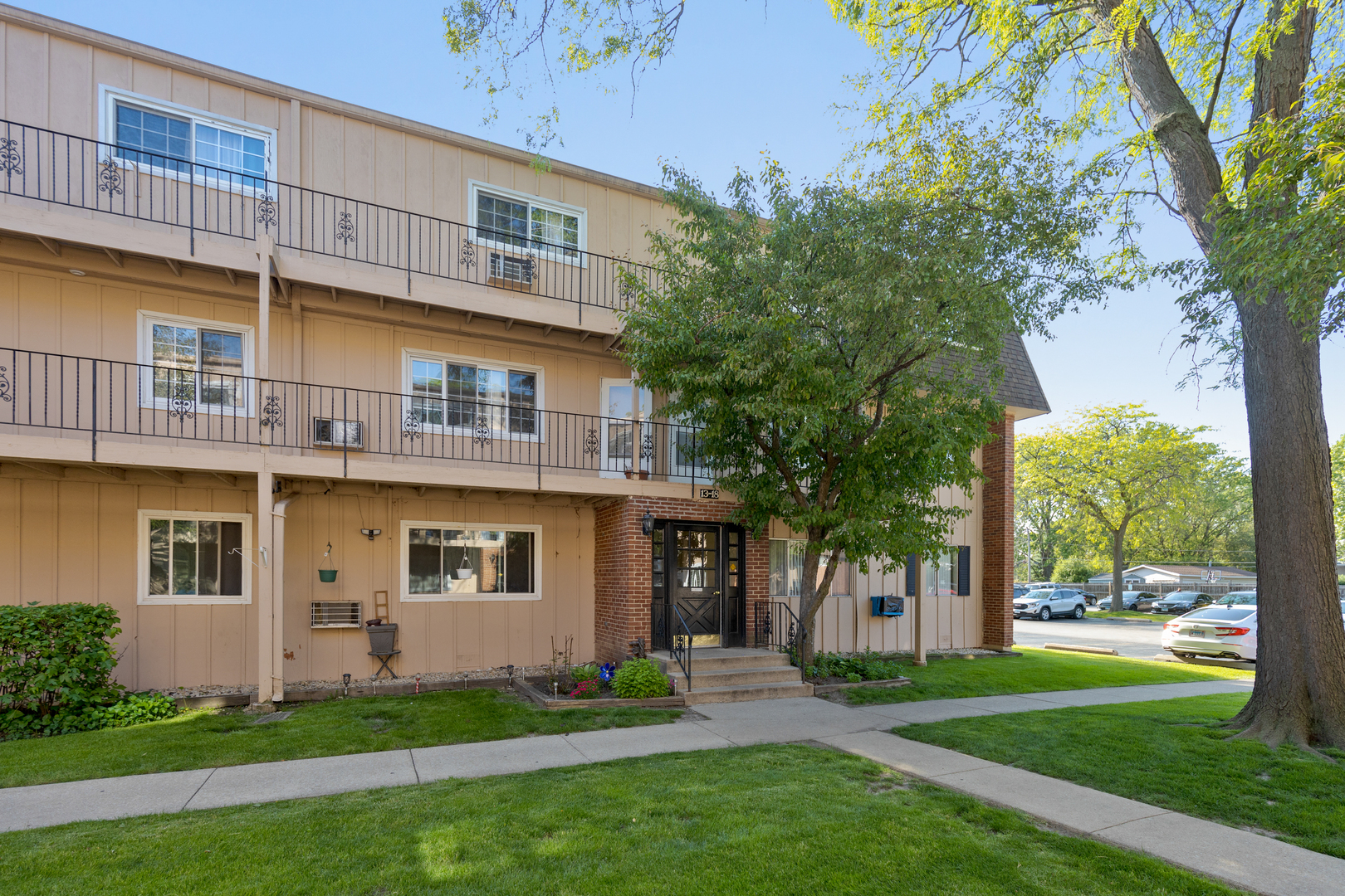 2508 Algonquin Road Rolling Meadows IL 60008