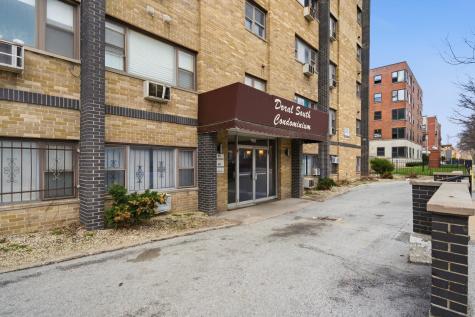 7854 South South Shore Drive Chicago IL 60649