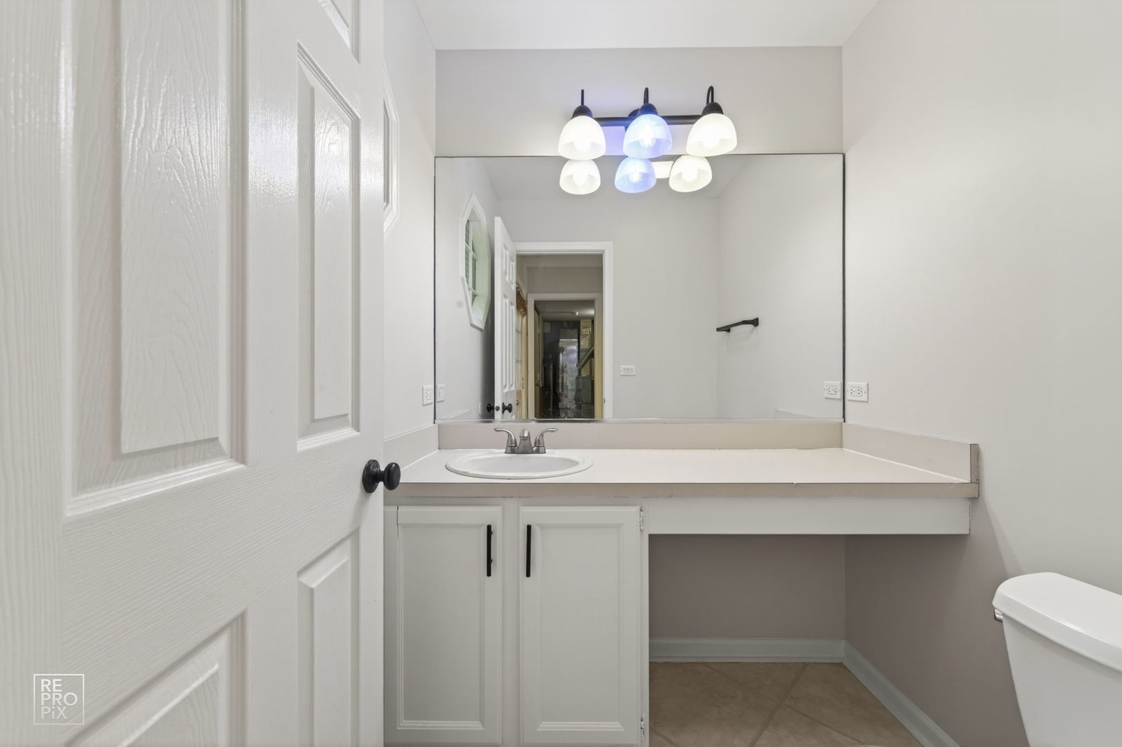 1008 Rockport Drive Carol Stream IL 60188