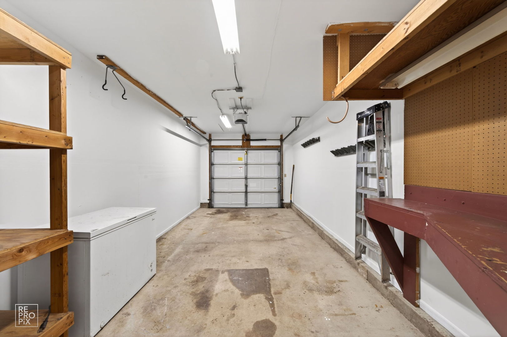 1008 Rockport Drive Carol Stream IL 60188