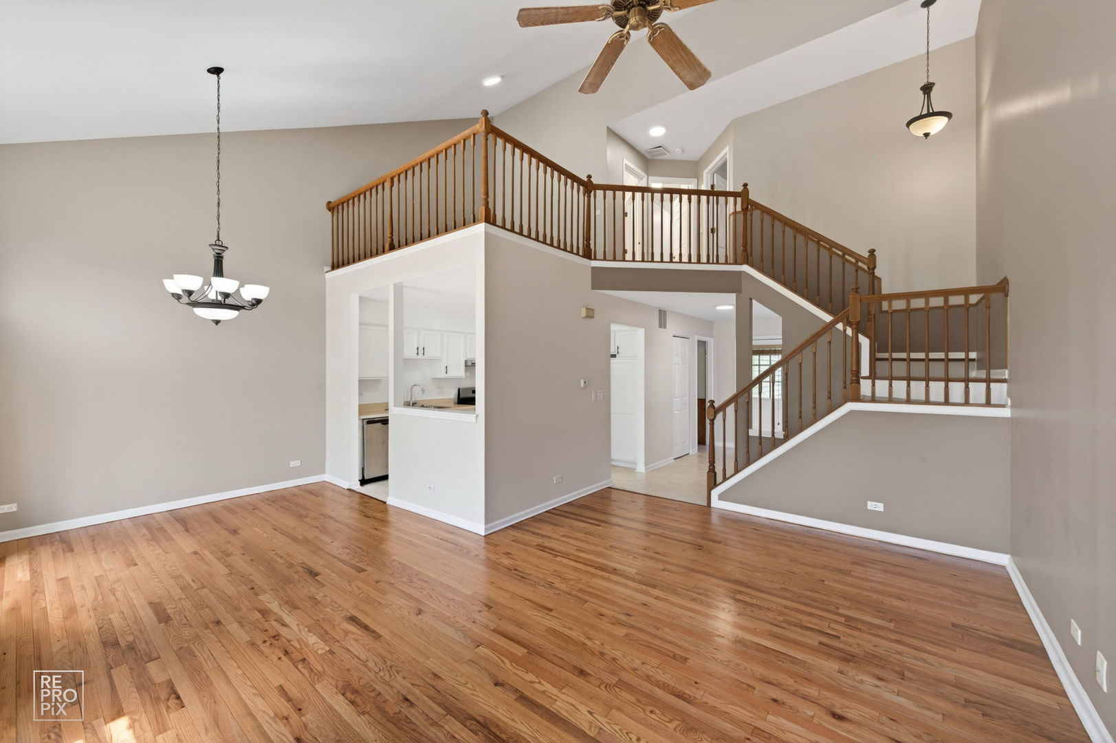 1008 Rockport Drive Carol Stream IL 60188