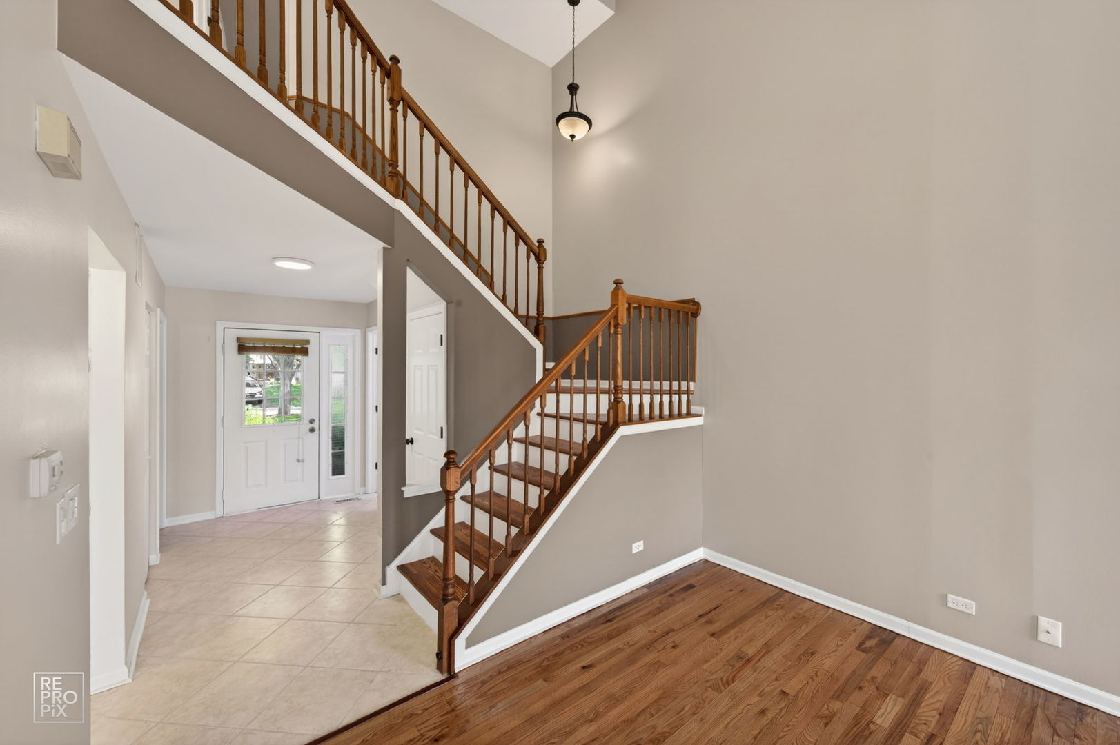 1008 Rockport Drive Carol Stream IL 60188