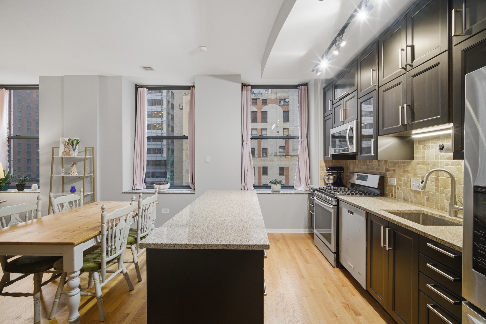 208 West Washington Street Chicago IL 60606