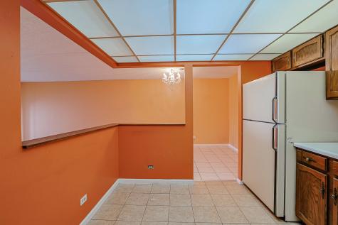 375 Plum Creek Drive Wheeling IL 60090