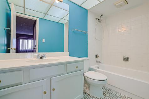 375 Plum Creek Drive Wheeling IL 60090