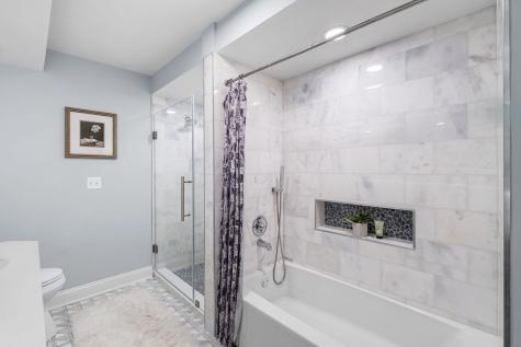 6050 West Eastwood Avenue Chicago IL 60630