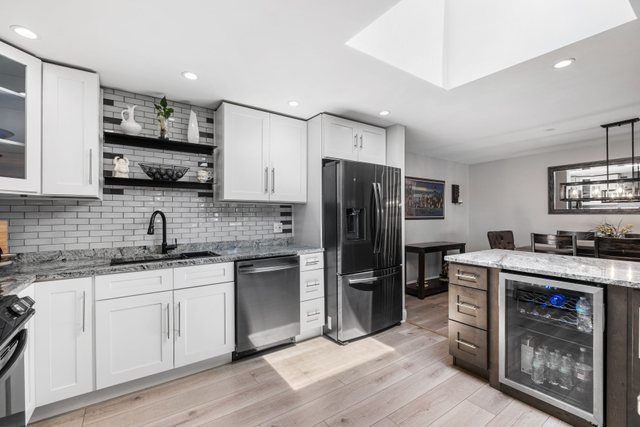 6050 West Eastwood Avenue Chicago IL 60630
