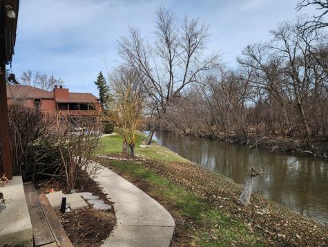 1S055 Spring Road Oakbrook Terrace IL 60181