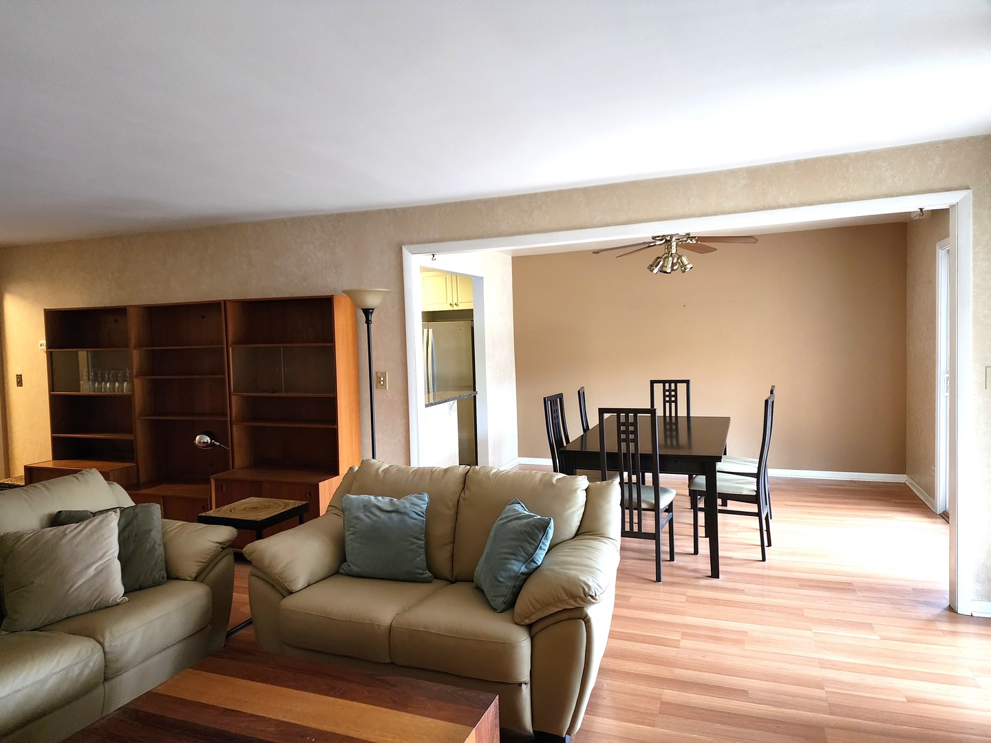 1S055 Spring Road Oakbrook Terrace IL 60181