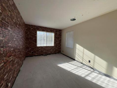 653 Silver Creek Road Woodstock IL 60098