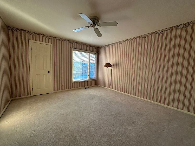 19W244 Governors Trail Oak Brook IL 60523