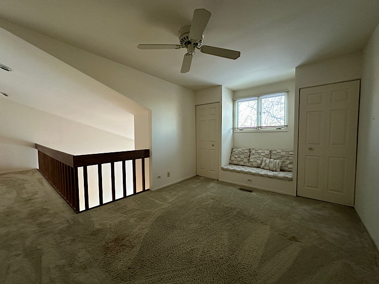 19W244 Governors Trail Oak Brook IL 60523