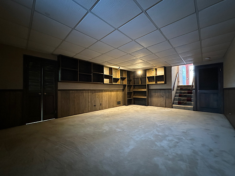 19W244 Governors Trail Oak Brook IL 60523