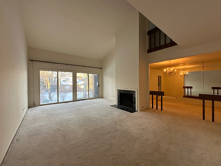 19W244 Governors Trail Oak Brook IL 60523