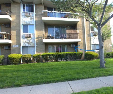 4755 West 101st Street Oak Lawn IL 60453