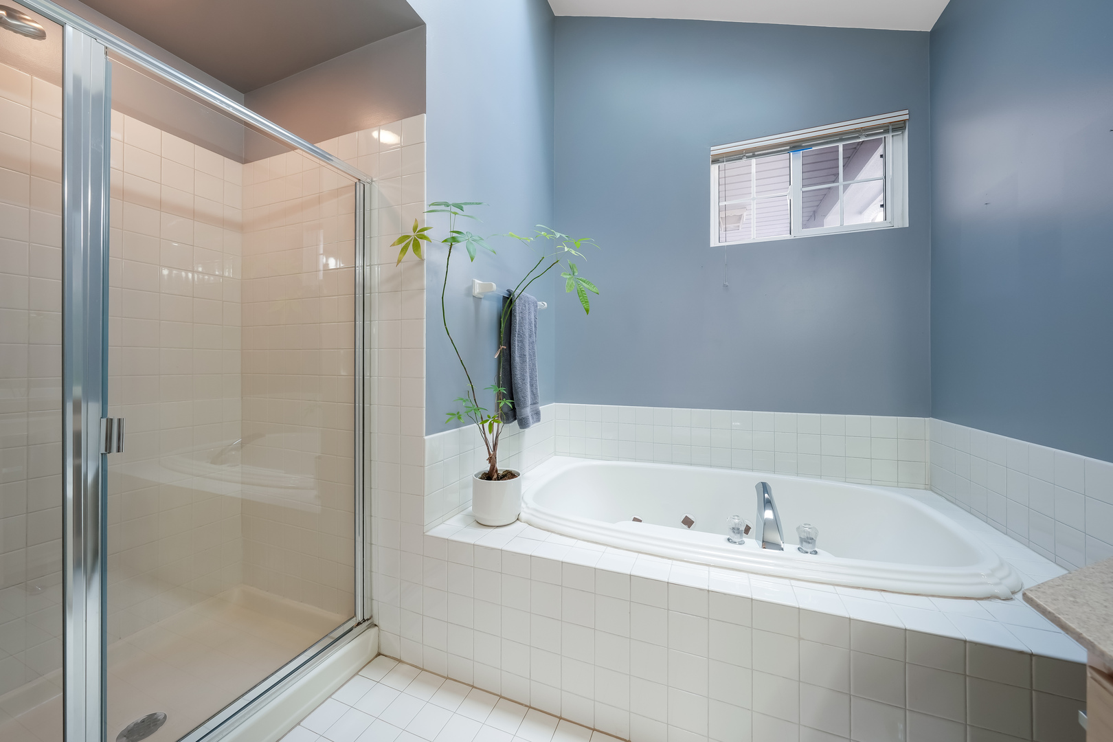 1713 Astor Avenue Oakbrook Terrace IL 60181