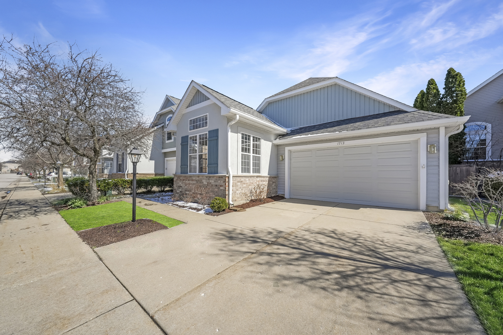 1713 Astor Avenue Oakbrook Terrace IL 60181