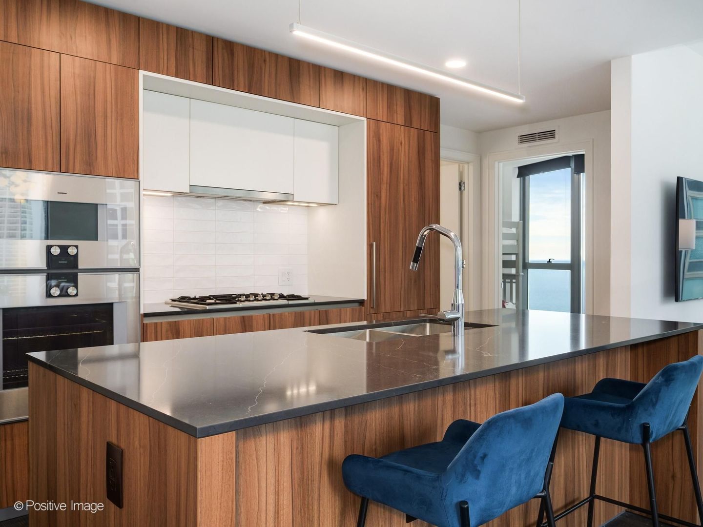 211 North Harbor Drive Chicago IL 60601
